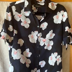 Banana republic flower blouse